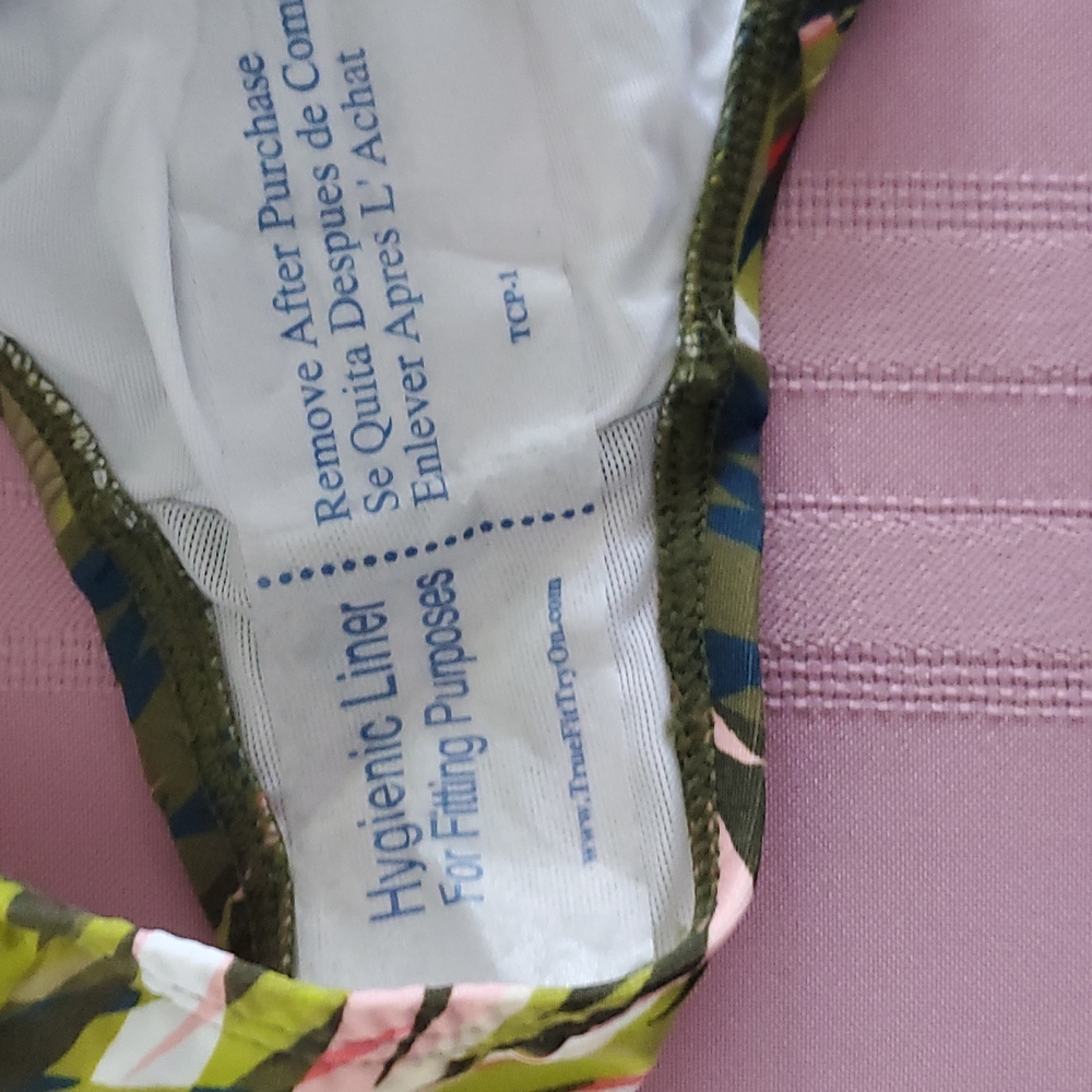 New! Jantzen 1 piece swimsuit 🩱 - Picture 5 of 5